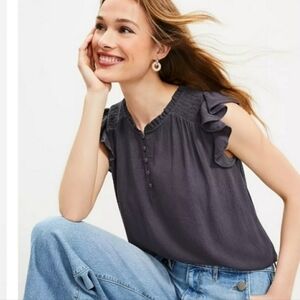 LOFT ruffle button mixed media top in gray size S.